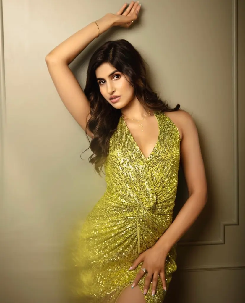 sakshi green stone top wear  (4).webp