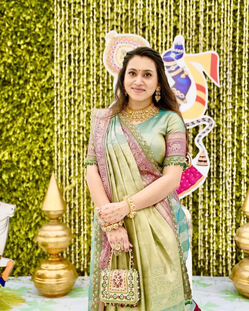 Sajdhaj Silky westron sarees .webp